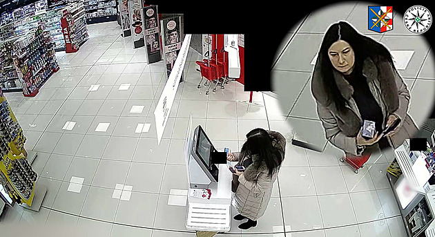 Seniorka ztratila kartu i s PIN kódem, nálezkyně s ní nakoupila za tisíce