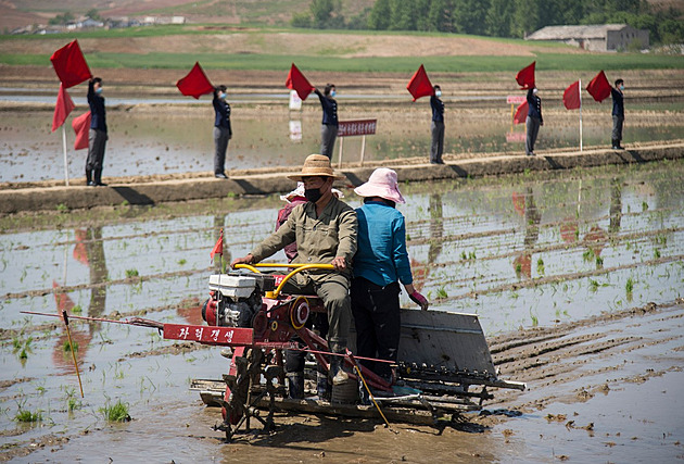 Kim Čong-un zakázal sebevraždy. Jsou zradou socialismu, míní