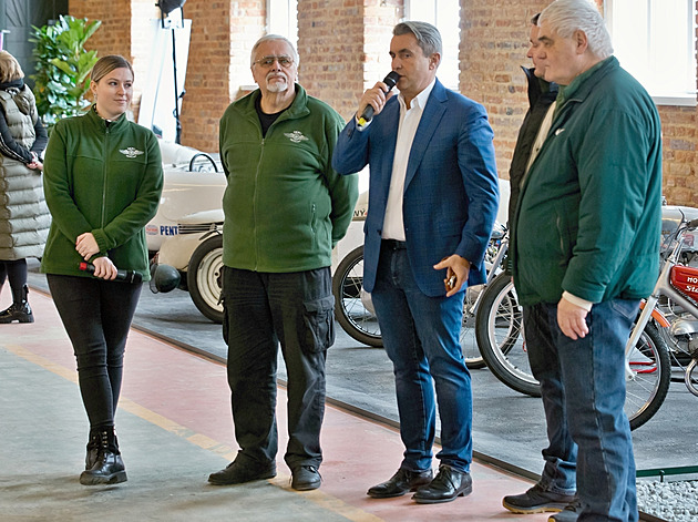 V Plzni se rodí muzeum veteránů, jsou mezi nimi i auta americké armády