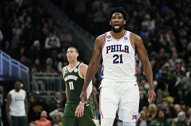 Philadelphia po skvělém obratu ukončila vítěznou sérii lídra NBA Milwaukee