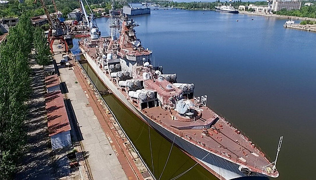 Ukrajina – sesterská loď křižníku Moskva je rezavějícím obrem k nepotřebě