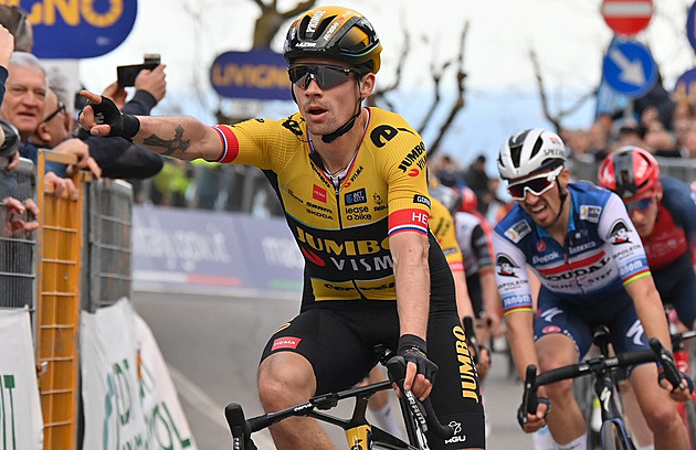 Roglič vyhrál nejdelší etapu závodu Tirreno-Adriatico a slaví poprvé v sezoně