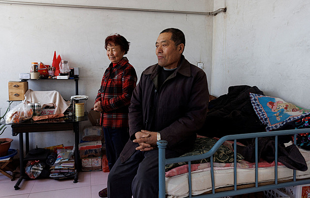 Rent an Adult as Your Child: A New Industry Takes Root in Ageing China
