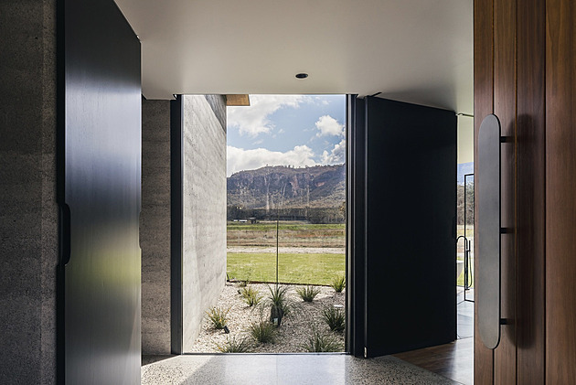 Nejdivočejší sny si splnili na samotě. Uprostřed divoké přírody našli ráj