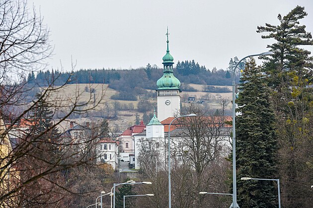 Vsetínský zámek je sídlem Muzea regionu Valasko (bezen 2023)