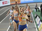 Nizozemka Femke Bolová vítzí ve finále bhu na 400 metr na HME v Istanbulu.