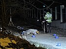 Ve Zvnovicch u Prahy ve stedu havaroval osmnctilet idi motocyklu. (1....
