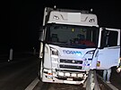 Policist� vyj�d�li u Fr�dku-M�stku k nehod� kamionu, kter� narazil do...