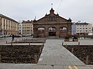 K nevzhlednm mstm Olomouce pat mimo jin prostor mstsk trnice.