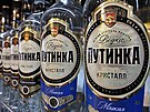 Vodka Putinka v letech v letech 2004 a 2019 ruskému prezidentovy vydlala...