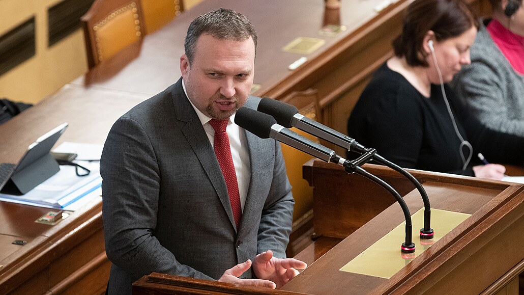Ministr práce a sociálních vcí Marian Jureka ve Snmovn