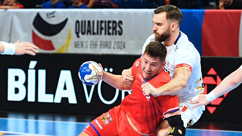 Házenkáři mohou v neděli oslavit postup, k týmu by se měl vrátit trenér ...