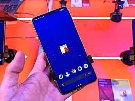 Sharp Aquos R7 na veletrhu MWC 2023