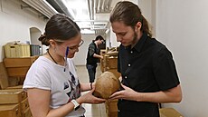 Archeologové z katedry historie Filozofické fakulty Univerzity Palackého za�ali...