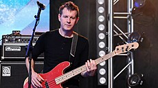 Steve Mackey, baskytarista skupiny Pulp (30. srpna 2019)