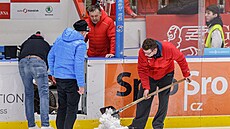 První utkání mezi Olomoucí a Karlovými Vary se kvůli problému s ledovou plochou...