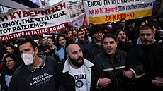 Protestující se sešli před ředitelstvím řeckých drah v Athénách. Do stávky...