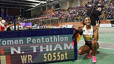 Belgi�anka Nafissatou Thiamová b�hem p�tiboje na halovém mistrovsví Evropy v...