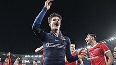 Wouter Goes (v pop�edí) a jeho spoluhrá�i z Alkmaaru slaví výhru v �ím�.