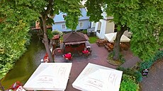 Pytloun Hotels - Restaurace Stará Zbrojnice Kampa - zahrádka