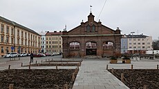 K nevzhledným míst�m Olomouce pat�í mimo jiné prostor m�stské tr�nice.