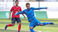 Joao Mendes v dresu mláde�nického týmu Cruzeira  na archivní snímku z roku 2019