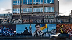Graffiti umlec KAWU vyobrazil v centru polské Poznan ukrajinského prezidenta...