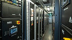 Interiér bateriového systému. Ilustraní snímek