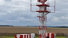 Primární přehledový radar RL-2000 a monopulzní sekundární přehledový radar...