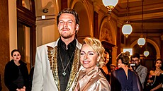 Vojtch Dyk a Tatiana Dyková na udílení cen eský lev (Praha, 4. bezna 2023)