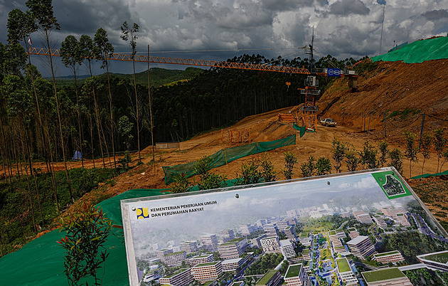 Indonésie staví v džungli novou metropoli, ekologičtí aktivisté to kritizují