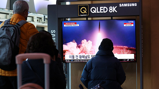 KLDR odpálila další dvě balistické rakety, dopadly do Japonského moře