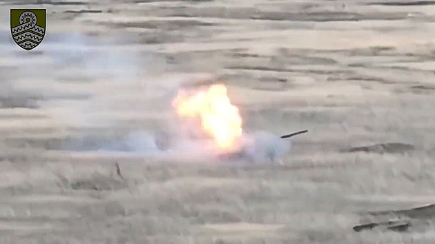VIDEO: Ukrajina se chlubí, jak snadno ničí ruské tanky. Hoří jak zápalky