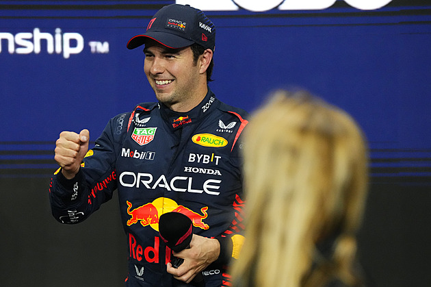 Kvalifikaci F1 v Džiddě vyhrál Pérez, Verstappen odstartuje až z patnáctého místa