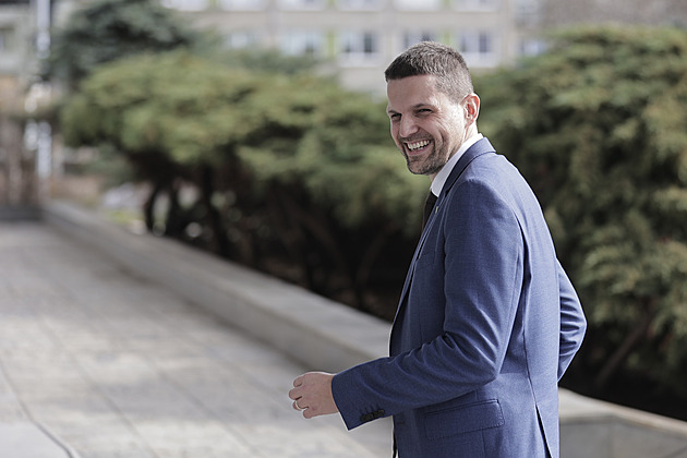 Nový ministr Hladík radí: Oprav dům po babičce. Na jaro chystá výhodné půjčky pro mladé rodiny