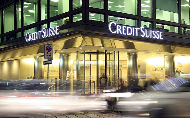 Osud Credit Suisse má v rukou hrstka lidí, ve hře je i zestátnění
