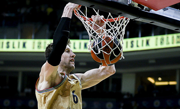 Basketbalisté Barcelony prohráli v Eurolize v Istanbulu s Fenerbahce
