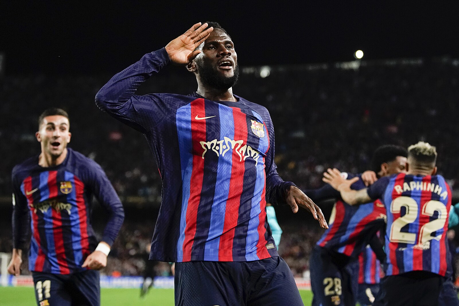 Barcelona gólem v nastavení zdolala Real, předtím jeho branka těsně neplatila