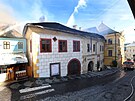 Poár v historickém centru slovenské Banské tiavnice. (18. bezna 2023)