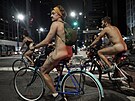 Brazilskou megapolí Sao Paulo projeli nazí cyklisté. Chtli upozornit na...