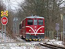 erstv opravená lokomotiva 705.913 v ele vlaku Os 20607 jede do Bohuova....