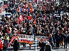 Protesty proti dchodové reform ve Francii pokraují. (18. bezna 2023)