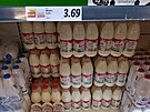 Nezlevnné erstvé plnotuné mléko stojí o nco více, a to zhruba 19 korun (10....