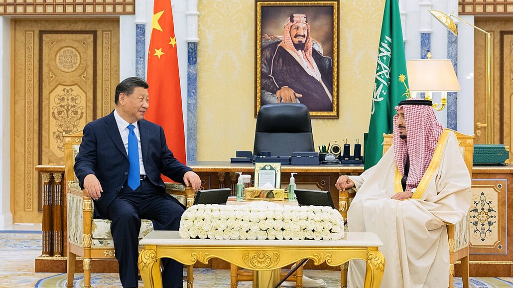ínský prezident Si in-pching se na návtv Saúdské Arábie setkal s králem...