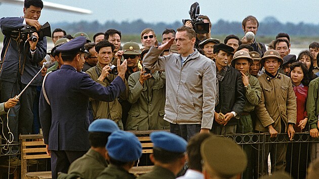 Operace Homecoming. Nvrat americkch vojk a pilot ze severovietnamskho zajet (12. nora 1973)
