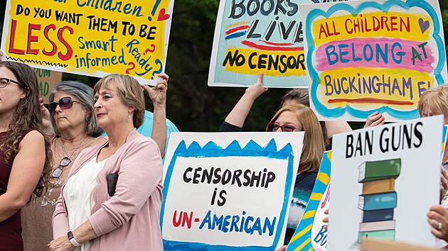 Protest proti omezování svobody slova v Pensylvánii (26. ervence 2022)