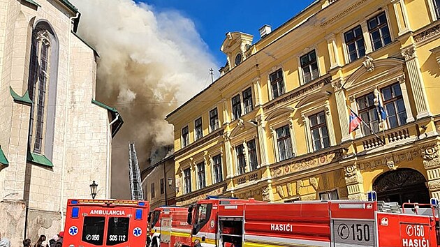 Požár v historickém centru slovenské Banské Štiavnice. (18. března 2023)