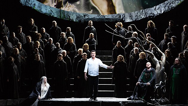 Scéna z Wagnerova Lohengrina v newyorské Metropolitní opeře