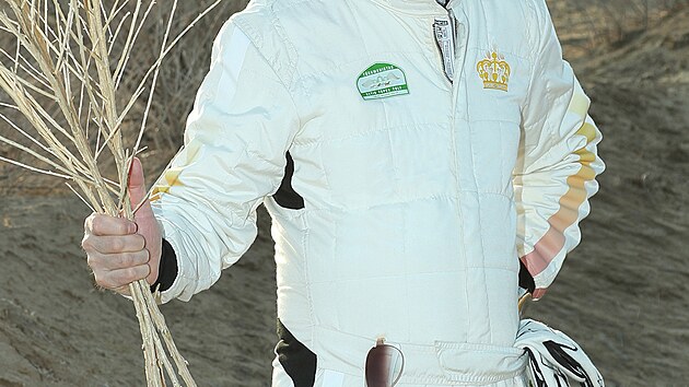 V t� dob� je�t� prezident (2022) Gurbanguli Berdymuhamedov se vydal na v�let v offroadov� upraven�m Mini do step� v Garagumu.