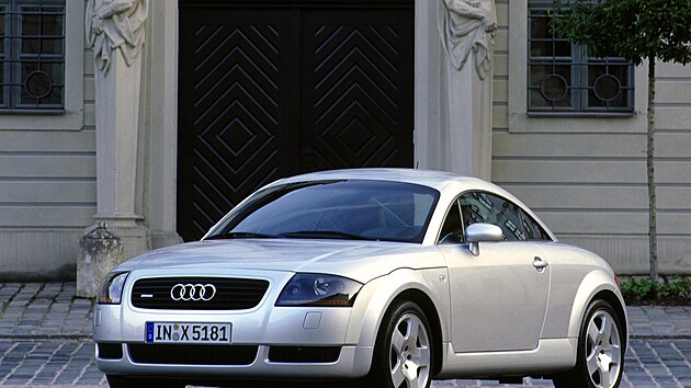 Audi TT bylo inspirovan funkcionalismem pedvlenho Bauhausu.